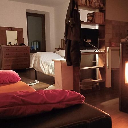 Апартаменты Semplicemente Casa, Via S Valerio 42 Тиволи Экстерьер фото