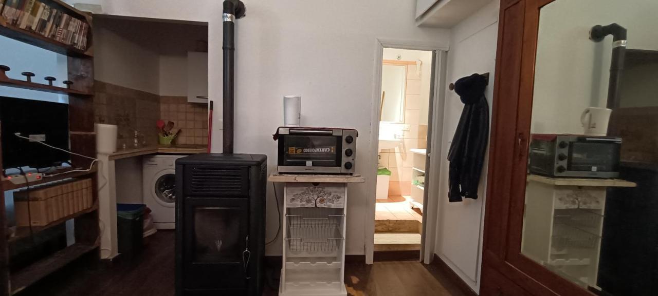 Апартаменты Semplicemente Casa, Via S Valerio 42 Тиволи Экстерьер фото